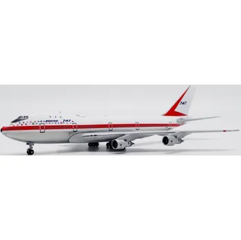 Plastikový model JC Wings - Boeing B747-121, Boeing Aircraft Company "1969s - First Flight, 28 Airline, City of Everett", USA, 1/400