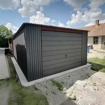 Zahradní stavba Plechová garáž 4 × 6 m se spádem dozadu v antracitové barvě