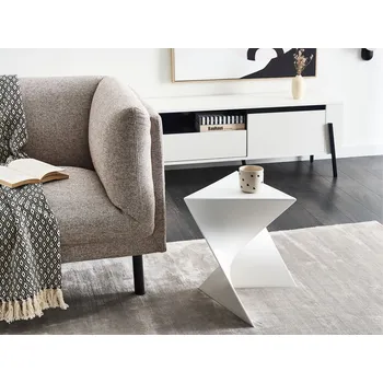 Konferenční stolek Boční stolek bílý plastový trojúhelníkový geometrický tvar odkládací stolek akcentní kus Beliani