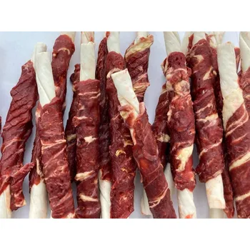 Pamlsek pro psa ALDA Sp. Z o.o. Pochoutka Kabanos obalený v hovězím a treskou 100g