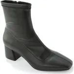 Kotníkové kozačky na podpatku černá 39