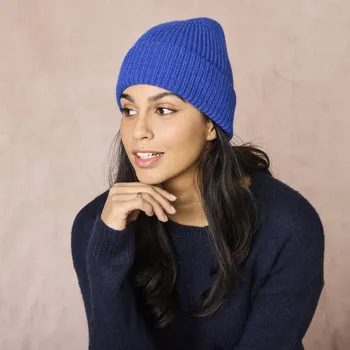 Čepice Čepice z hřejivého úpletu modrá