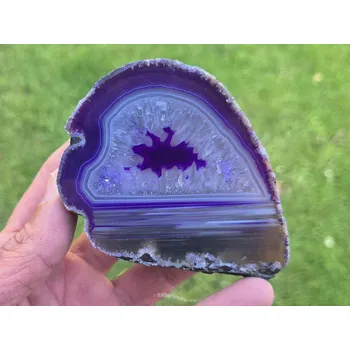 Přírodní kámen Geoda z fialového achátu (Brazílie) 248g