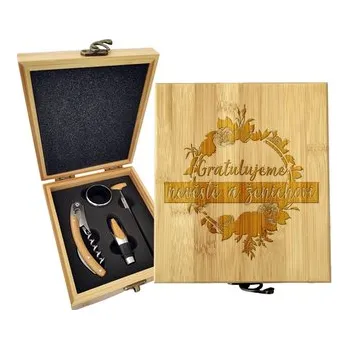 Víno Dárková sada na víno Gratulujeme nevěstě a ženichovi: 147×168×49 mm