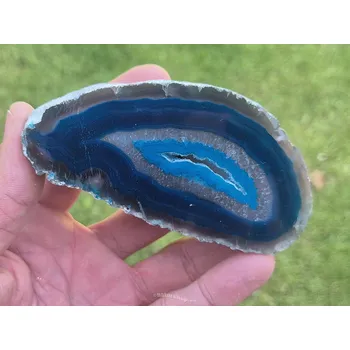 Přírodní kámen Achát geoda s dutinou modrá z Brazílie 261g