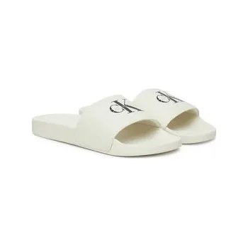 Dámské pantofle Nazouváky Calvin Klein Jeans Slide Monologo Cv YM0YM01367 Bílá 40