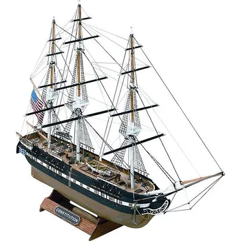 autíčko Mini Mamoli U.S.S. Constitution 1:330 kit