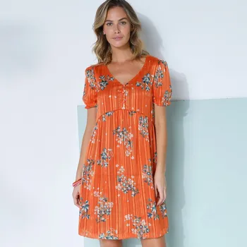 Dámská móda Krátké šaty s potiskem květin broskvová/béžová 50