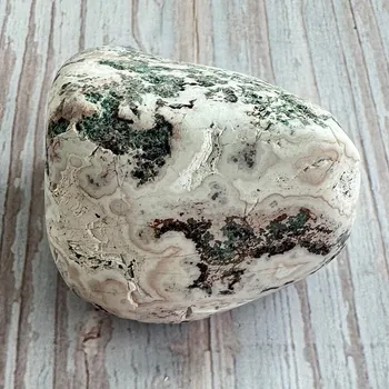 Jaspis korálový tromlovaný Frýdštejn 1 3,9 x 4,2 cm