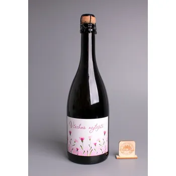 Sekt Charmat brut s etiketou - Karafiáty, všechno nejlepší