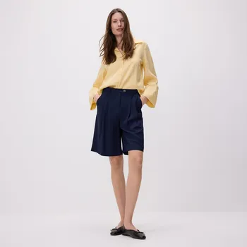 Dámské kraťasy Reserved - Šortky bermudy se záhyby - tmavomodrá - 7361W-59X - 7361W-59X-S