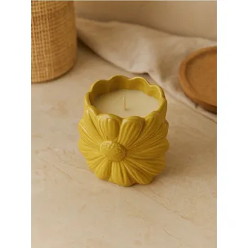 Svíčka Sinsay - Vonná svíčka Cedarwood & Cypress - hořčicová - 468FQ-17X - 468FQ-17X-ONE