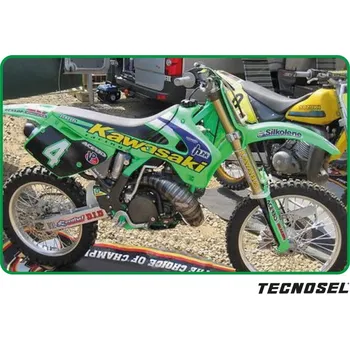 Samolepicí dekorace na vozidlo BLACKBIRD sada samolepek (dýhy) KAWASAKI KX 125/250 94-98 REPLICA TEAM KAWASAKI 1998 (BLACKBIRD sada samolepek (dýhy) KAWASAKI KX 125/250 94-98 REPLICA TEAM KAWASAKI 1998)