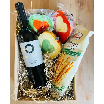 Srdíčkový box velký s bílým vínem