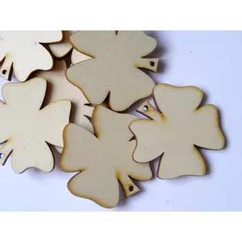 Vánoční dekorace Dřevěný výřez čtyřlístek č.1