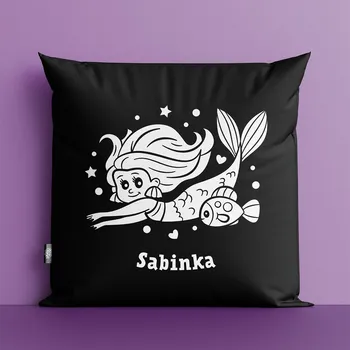 Dekorativní polštářek Polštář Mořská víla se jménem černý