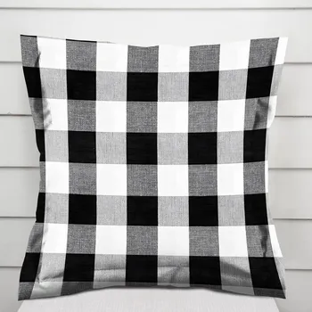 Povlak na dekorativní polštářek Bavlněný povlak na polštář s lemem Olivia OL-004 Černo-bílá kostka velká 30 x 50 cm