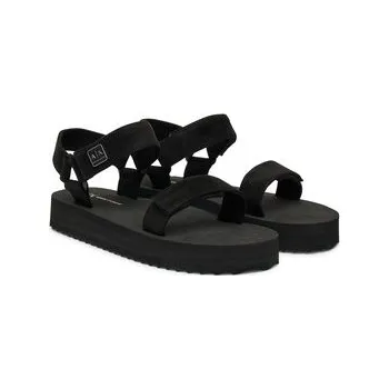 Dámské sandále Sandály Armani Exchange XDP064 XV928 00002 Černá 36