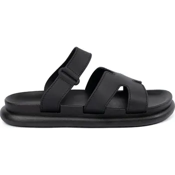 Dámské žabky Seastar Výborné černé dámské nazouváky na plochém podpatku 39