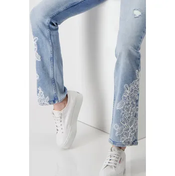 Dámské kalhoty Monari 9412 světle modré s krajkou džíny Velikost: 36