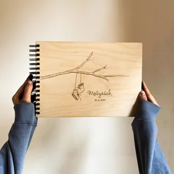 Kroužkové fotoalbum Botičky Počet a barva papírů: Bílé - 30 listů