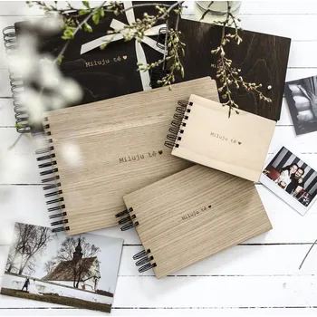 Fotoalbum Dědova dílna Kroužkové fotoalbum Miluju tě dub Počet a barva papírů: Černé - 30 listů