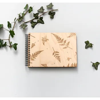 Fotoalbum Dědova dílna Kroužkové fotoalbum Kapradí Počet a barva papírů: Bílé - 30 listů