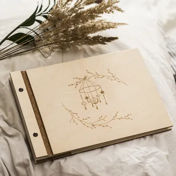 Fotoalbum Dědova dílna Dřevěné fotoalbum Kolotoč Počet a barva papírů: Bílé - 30 listů