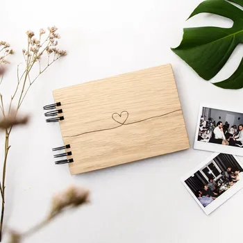 Fotoalbum Dědova dílna Malé fotoalbum Srdce dubu A5 Počet a barva papírů: Bílé - 30 listů