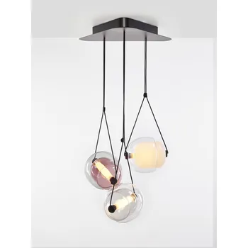 Brokis Designové závěsné svítidlo Capsula Triangle PC943 Barva vnitřního skla: Šedá kouřová - transparentní sklo, Barva vnějšího skla: Oranžová - transparentní sklo, Baldachýn: Kov - bílý matný komaxit