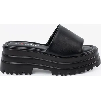 Dámské žabky Seastar Pěkné černé dámské nazouváky na platformě 37