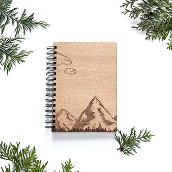 Zápisník Dědova dílna Dřevěný blok Hory Papír: Linkovaný