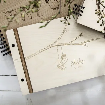 Fotoalbum Dědova dílna Dřevěné fotoalbum Botičky Počet a barva papírů: Bílé - 30 listů