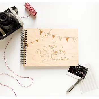 Fotoalbum Kroužkové fotoalbum Moje rozlučka Počet a barva papírů: Bílé - 30 listů