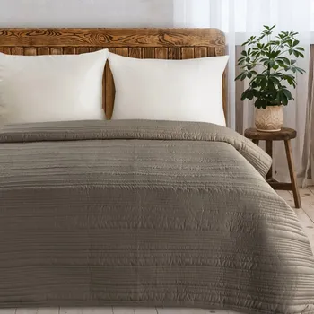 Přehoz na lůžko Přehoz na postel TARA v tmavě béžové barvě Rozměr přehozu (šířka x délka): 170x210cm