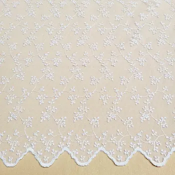 Záclona MANTIS Luxusní vyšívaná záclona DROBNÉ BÍLÉ VĚTVIČKY 280 cm