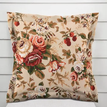 Povlak na polštářek Bavlněný povlak na polštář s lemem Sandra SA-607 Červené růže na béžovém 50 x 60 cm
