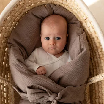 Zavinovačka Péřová mušelínová zavinovačka 100 × 100 / capuccino