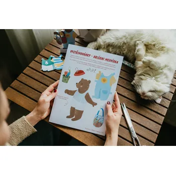 Desková hra ePiPí Vystřihovánky - Oblékni medvídka