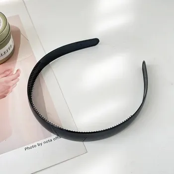 Čelenka Lesklá černá pánská čelenka do vlasů | doplněk do vlasů - 1