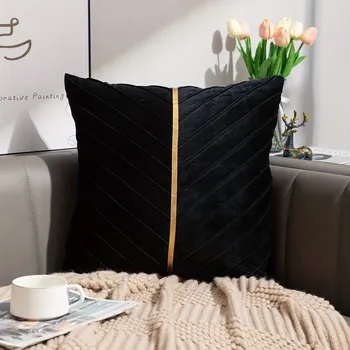 Polštář Sametový povlak na polštář se zlatým pruhem pro luxusní dekoraci | povlak polštář, dekorativní polštář - černý