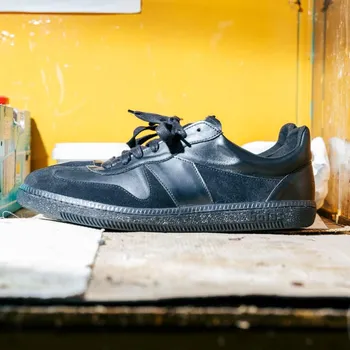 Pánské tenisky Botas × Footshop Dark - Pánské kožené tenisky / botasky černé | česká výroba ze Zlína 45 EU