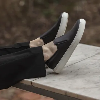 Dámské tenisky Vasky Leny Black - Dámské kožené slip on černobílé&nbsp;- jarní / podzimní boty | česká výroba ze Zlína 39 EU