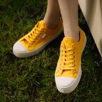 Dámské tenisky Vasky Kanvasky Yellow - Dámské plátěné tenisky / botasky žluté | česká výroba ze Zlína 40 EU