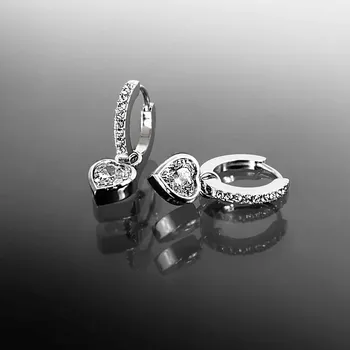 Náušnice Exkluzivní ocelové náušnice zabalené v dárkové krabičce č. 1216 - Čirá