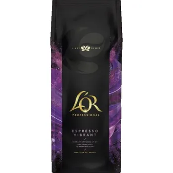 Káva L'OR Professional Espresso Vibrant zrnková káva 1 kg je prémiová směs kávových zrn značky L'OR, navržená pro profesionální použití v kavárnách i náročných domácnostech. Tato káva vyniká vyváženým chuťovým profilem a střední intenzitou, která potěší široké