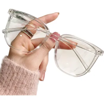 Zdravotnický materiál Plastové hranaté dioptrické brýle na dálku s filtrem modrého světla Dioptrie -2,50 Ochrana zraku Elegantní unisex design pro každodenní nošení transparentní