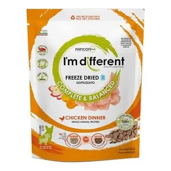 Pamlsek pro psa I´M DIFFERENT Chicken DINNER, mrazem sušené raw krmivo s kuřetem, 156 g
