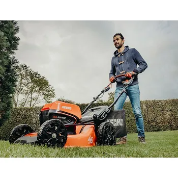 Sekačka ECHO ECHO DLM-310/46SP včetně 2ks baterie a nabíječky akumulátorová sekačka