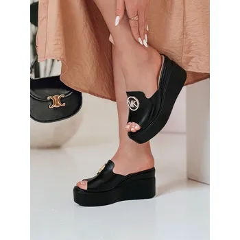 Dámské pantofle Dámské boty DSTREET KLASSINA ČERNÁ 39